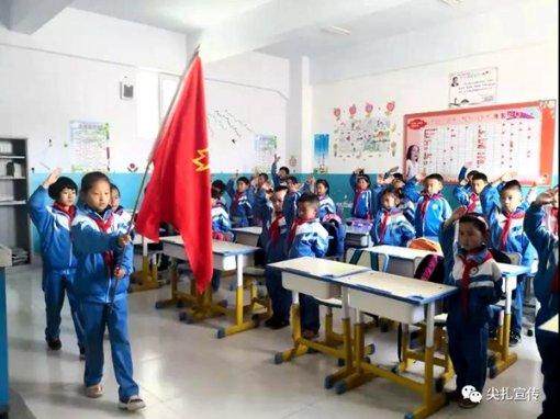 中国羽毛球队印尼赛连夺2冠,谭宁刘圣书逆转胜,雅思横扫对手