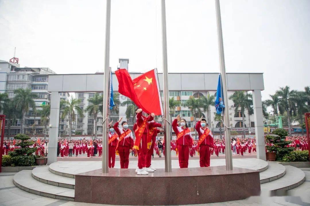 雅安迅康药业：总是情绪低落可能是缺维生素D