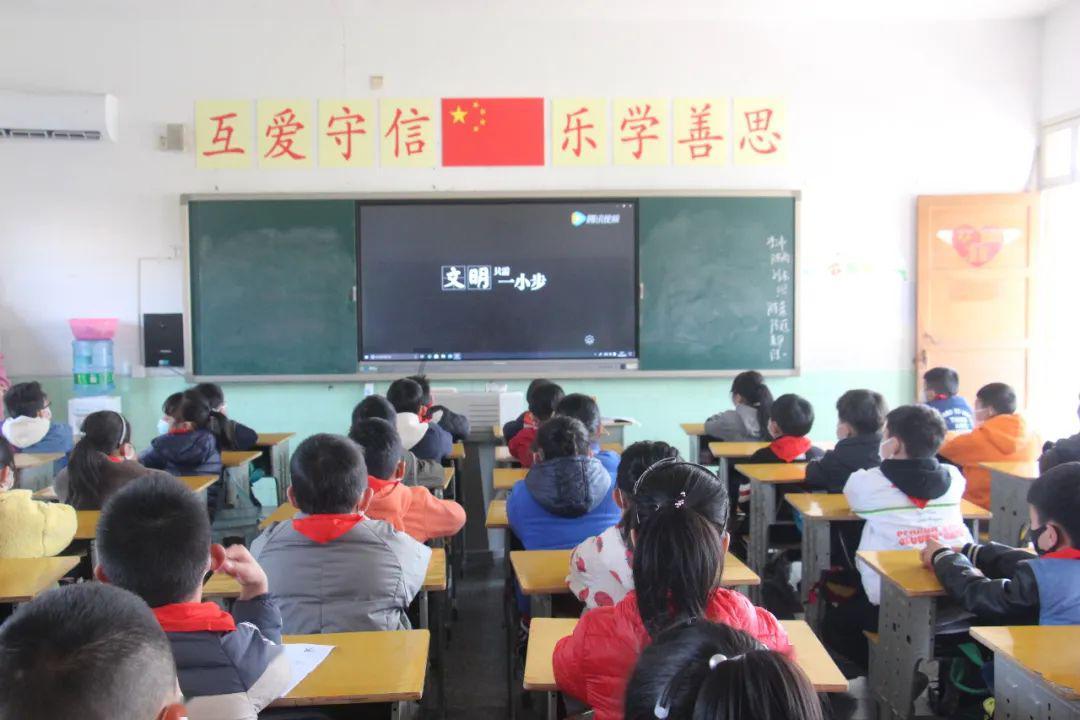 虫虫助手下载