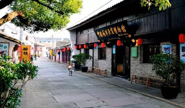 春晚等着你!为闪闪发光的你“比心”
